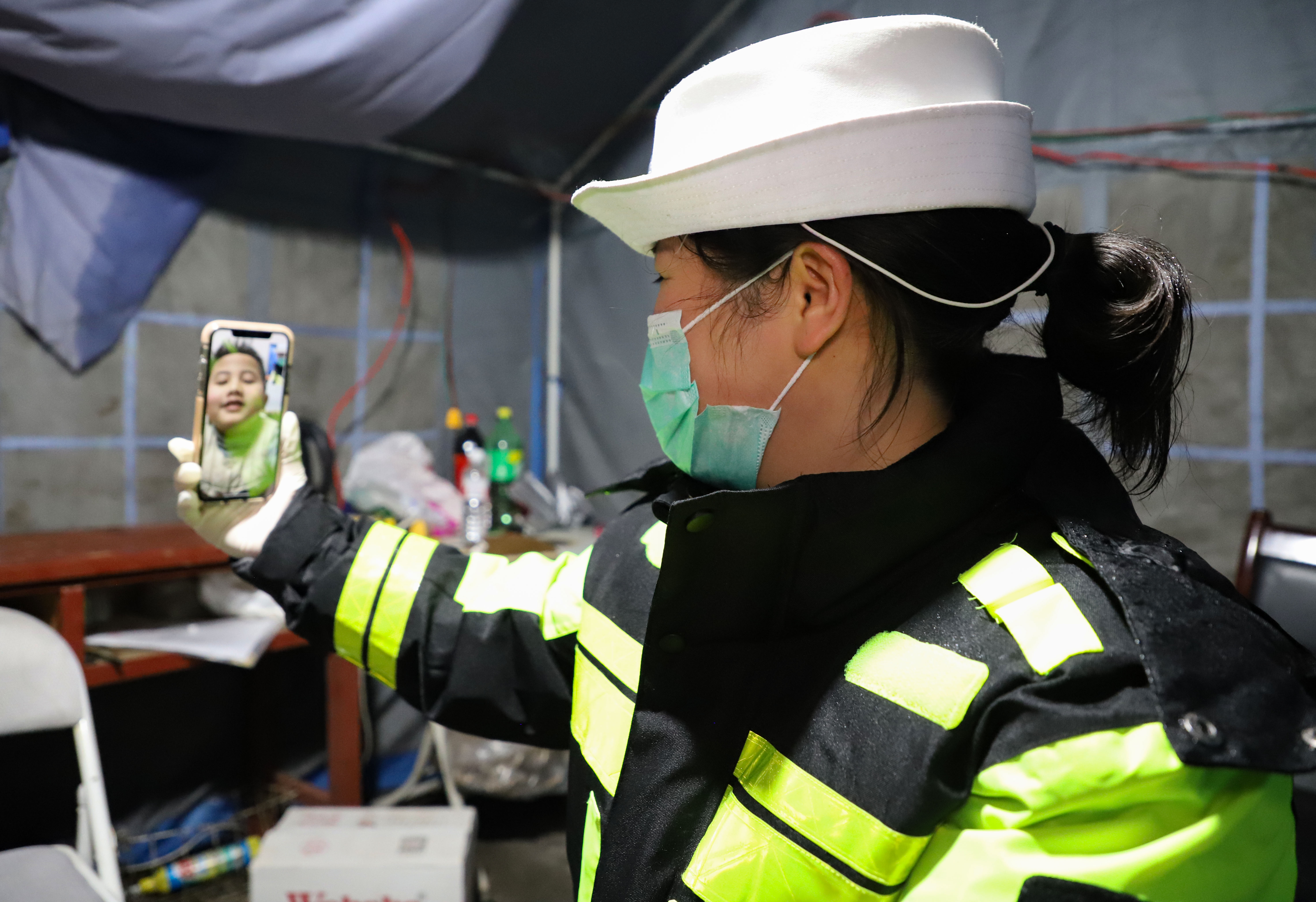 疫情防控一线工作人员子女关爱行动，疫情防控一线人员子女教育支持政策